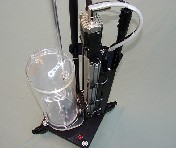 Radiation calibration water tank assembly