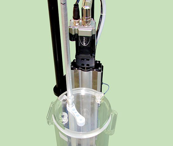 Close view of calibration water tank mechanism